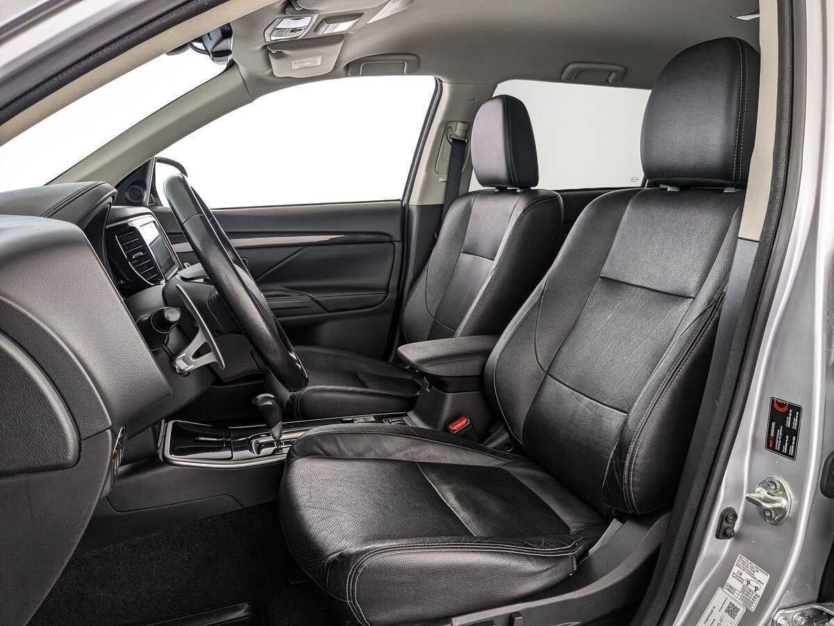 Mitsubishi Outlander 2017 года с пробегом. Фото: #14