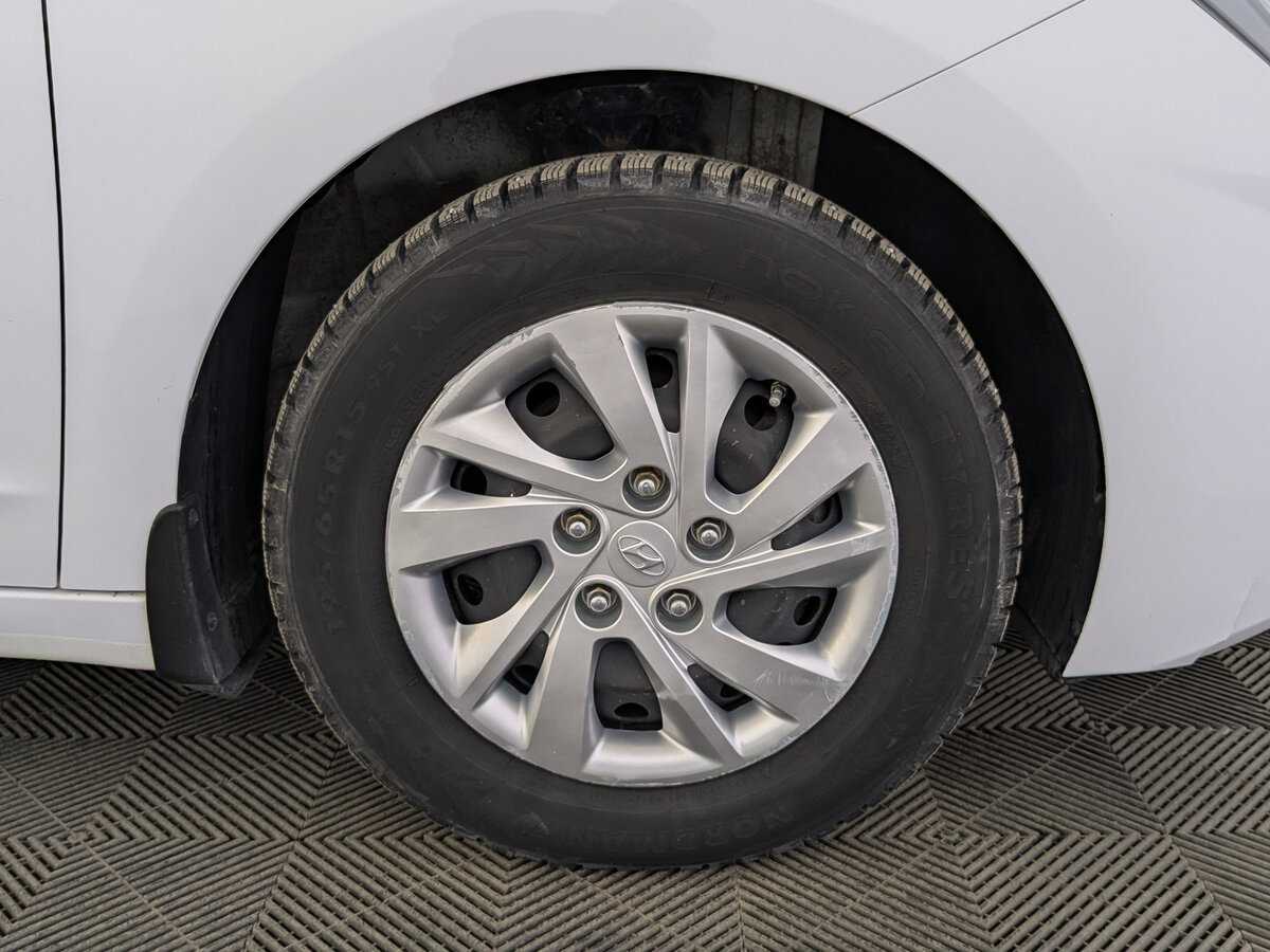 Hyundai Elantra 2019 года с пробегом. Фото: #11