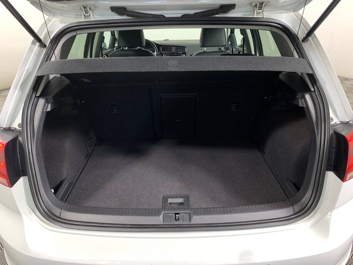 Volkswagen Golf 2013 года с пробегом. Фото: #19