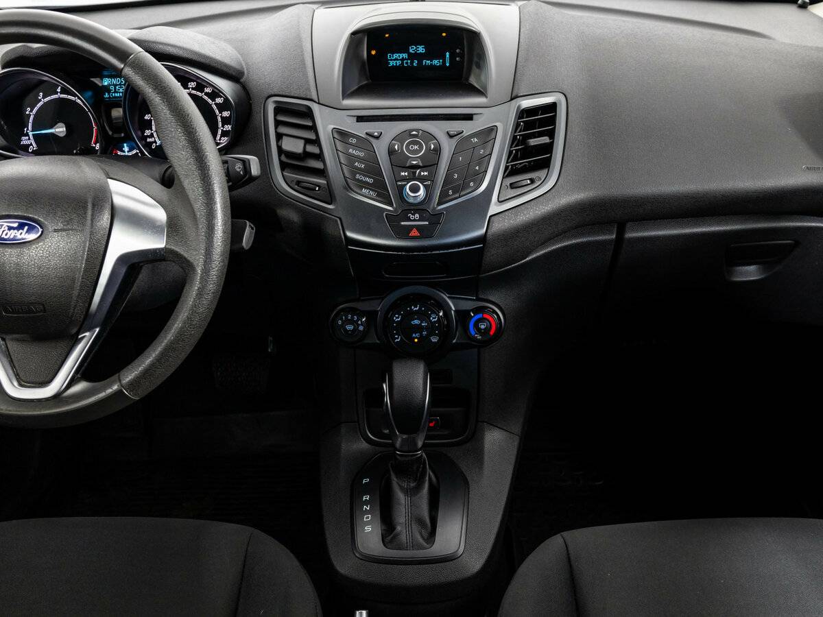 Ford Fiesta 2016 года с пробегом. Фото: #8