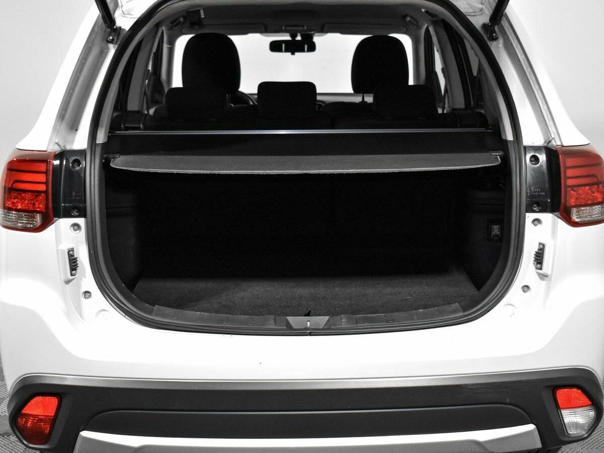 Mitsubishi Outlander 2018 года с пробегом. Фото: #20