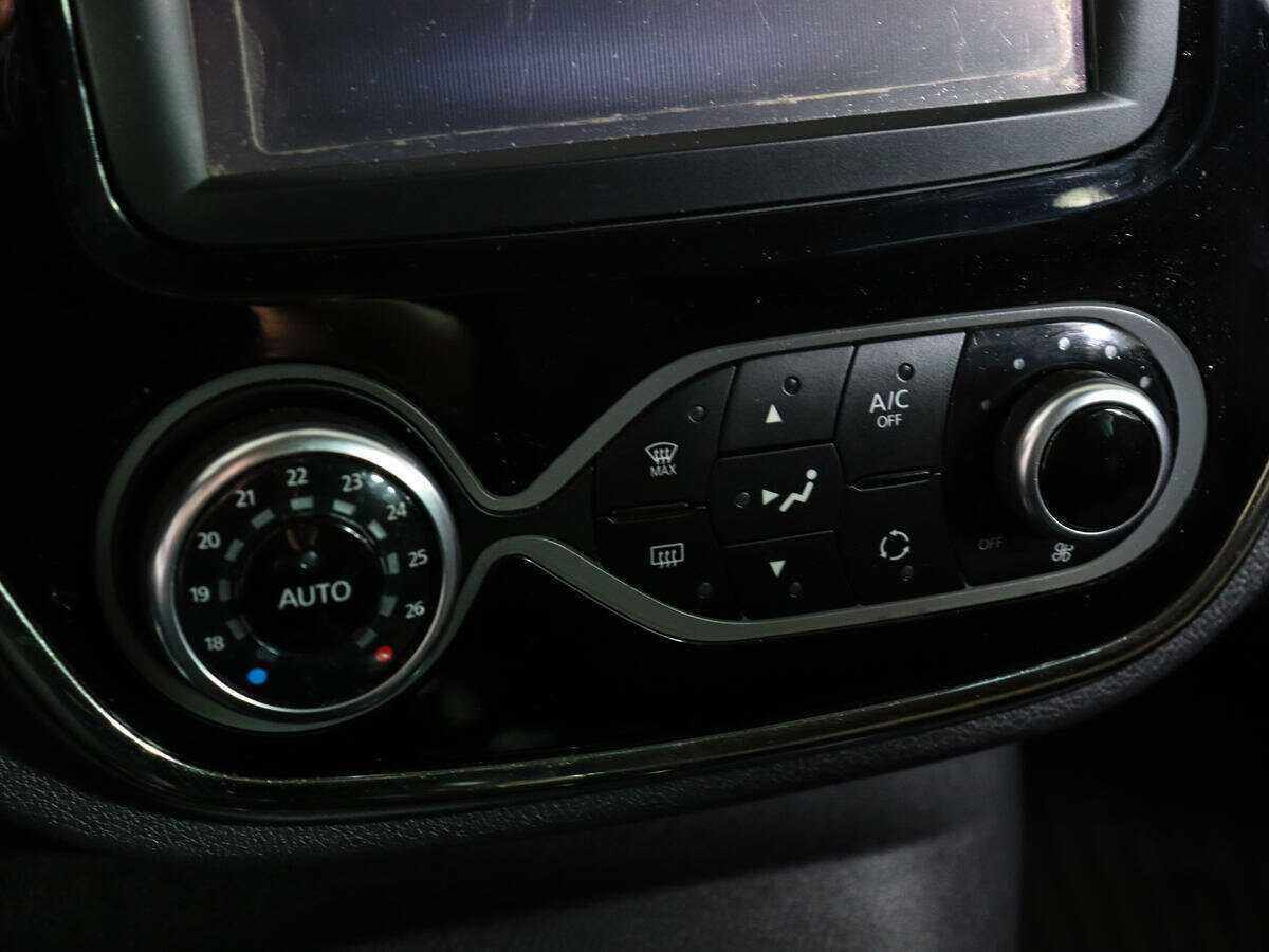 Renault Kaptur 2017 года с пробегом. Фото: #13