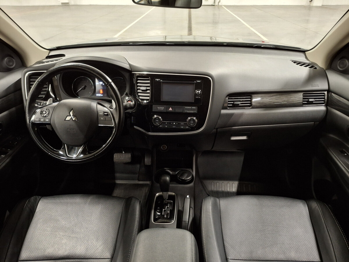 Mitsubishi Outlander 2016 года с пробегом. Фото: #13