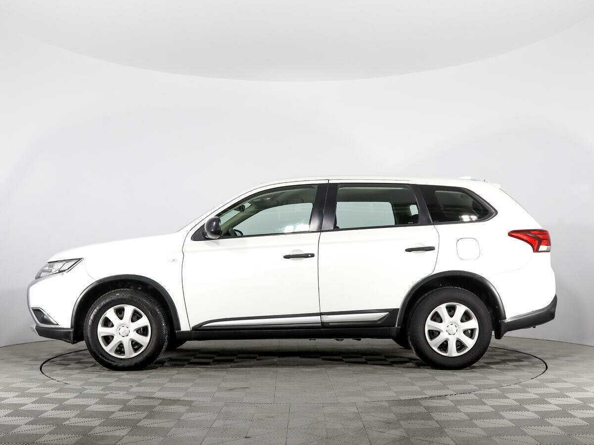 Mitsubishi Outlander 2018 года с пробегом. Фото: #7