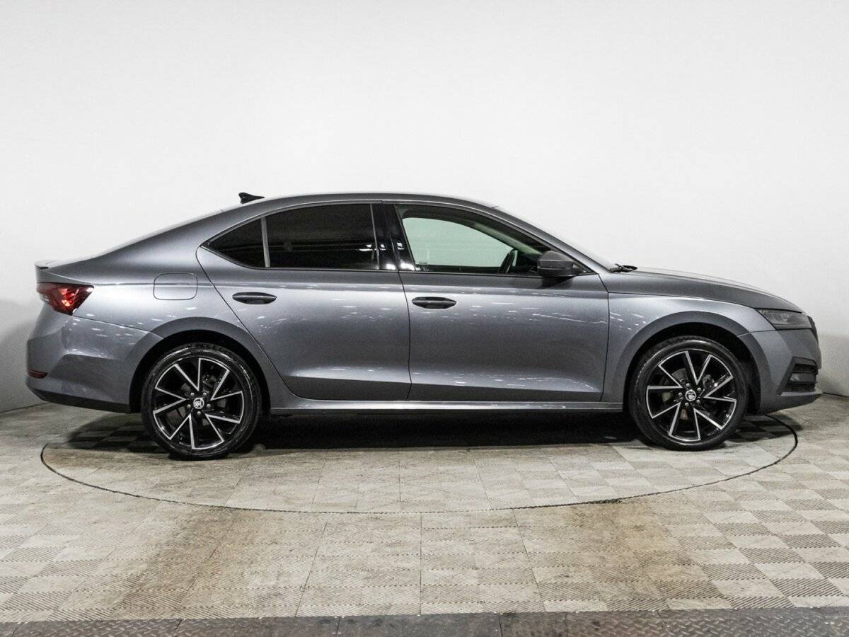 Skoda Octavia 2020 года с пробегом. Фото: #3