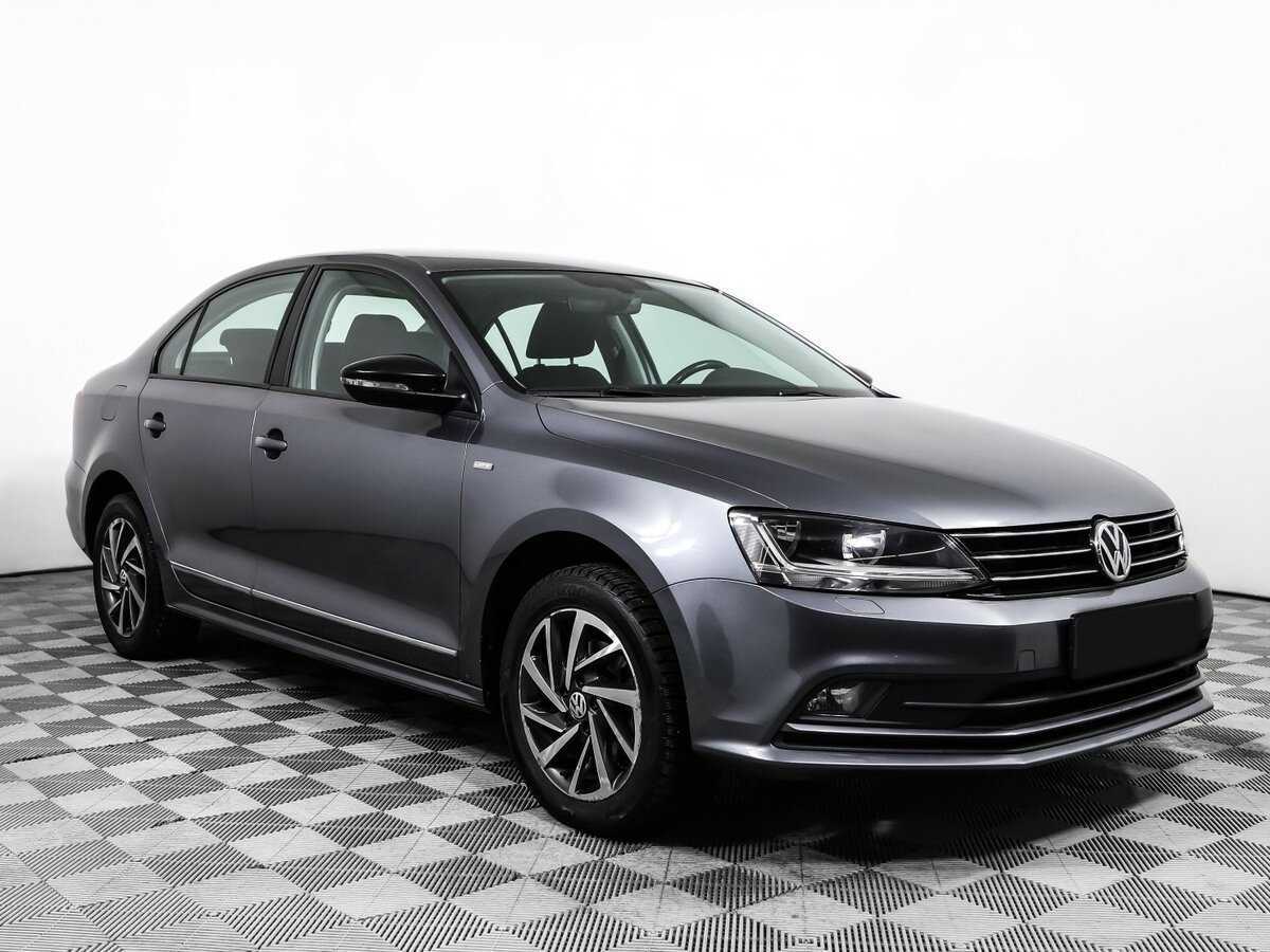 Volkswagen Jetta 2017 года с пробегом. Фото: #2