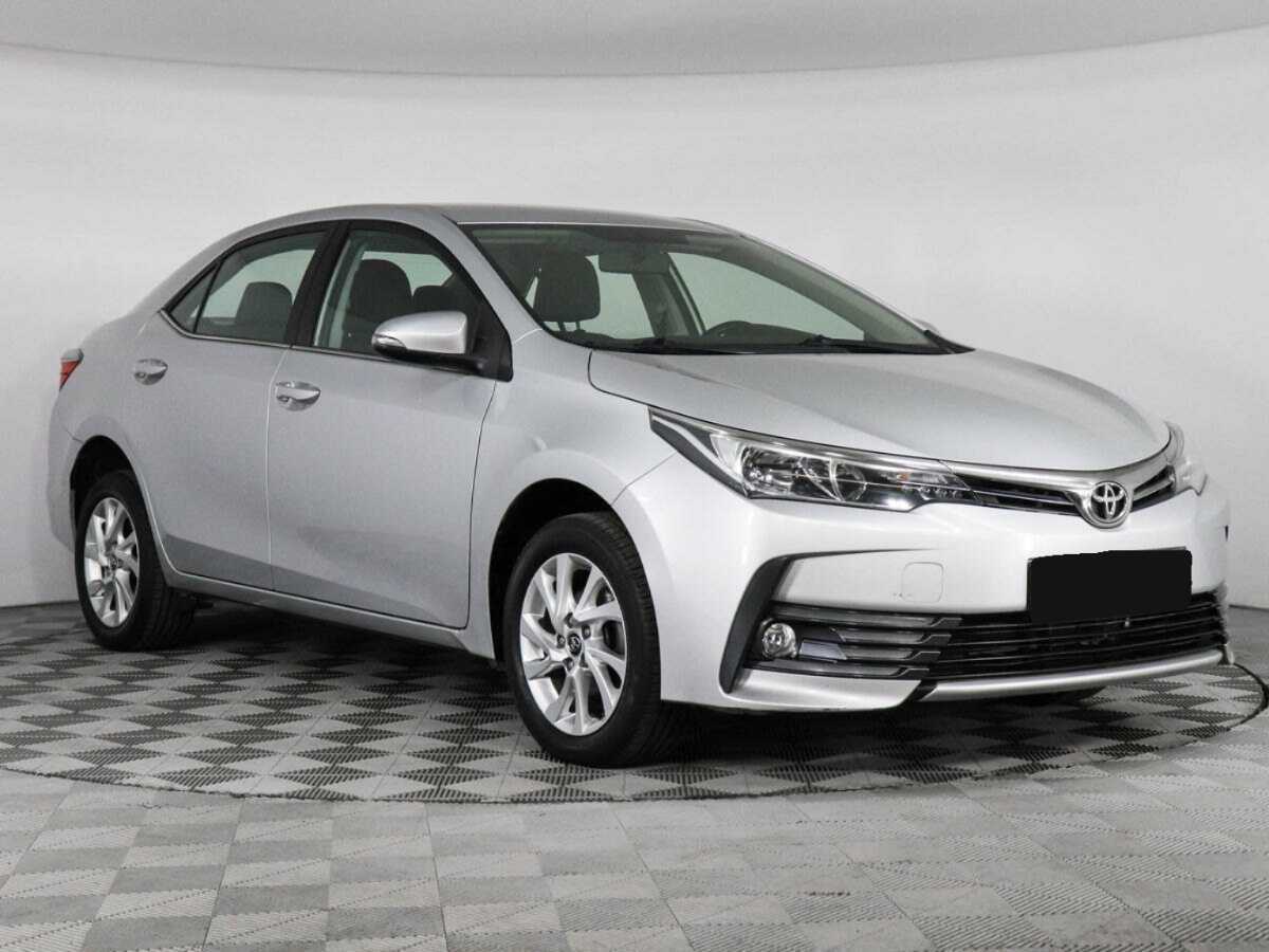 Toyota Corolla 2017 года с пробегом. Фото: #2