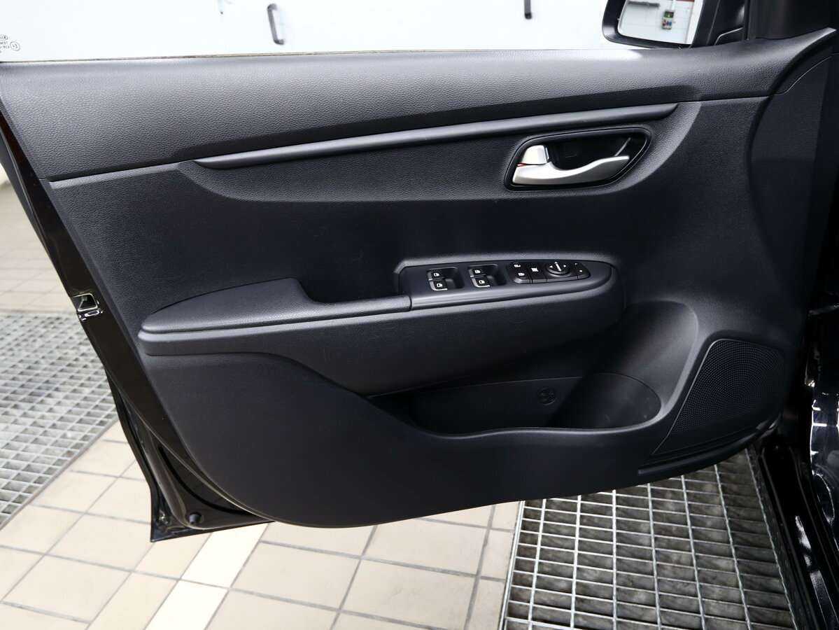 Kia Rio 2020 года с пробегом. Фото: #14