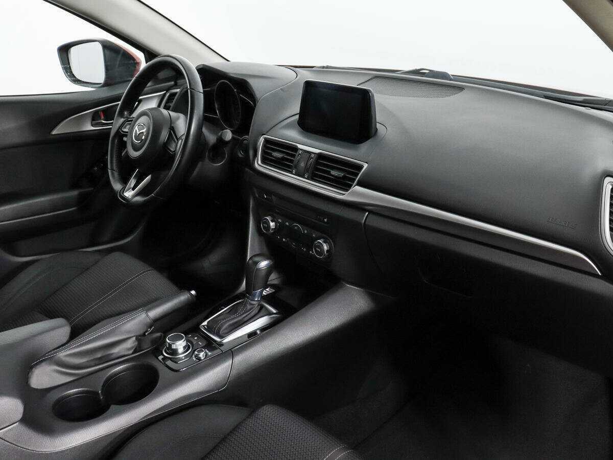 Mazda 3 2016 года с пробегом. Фото: #12