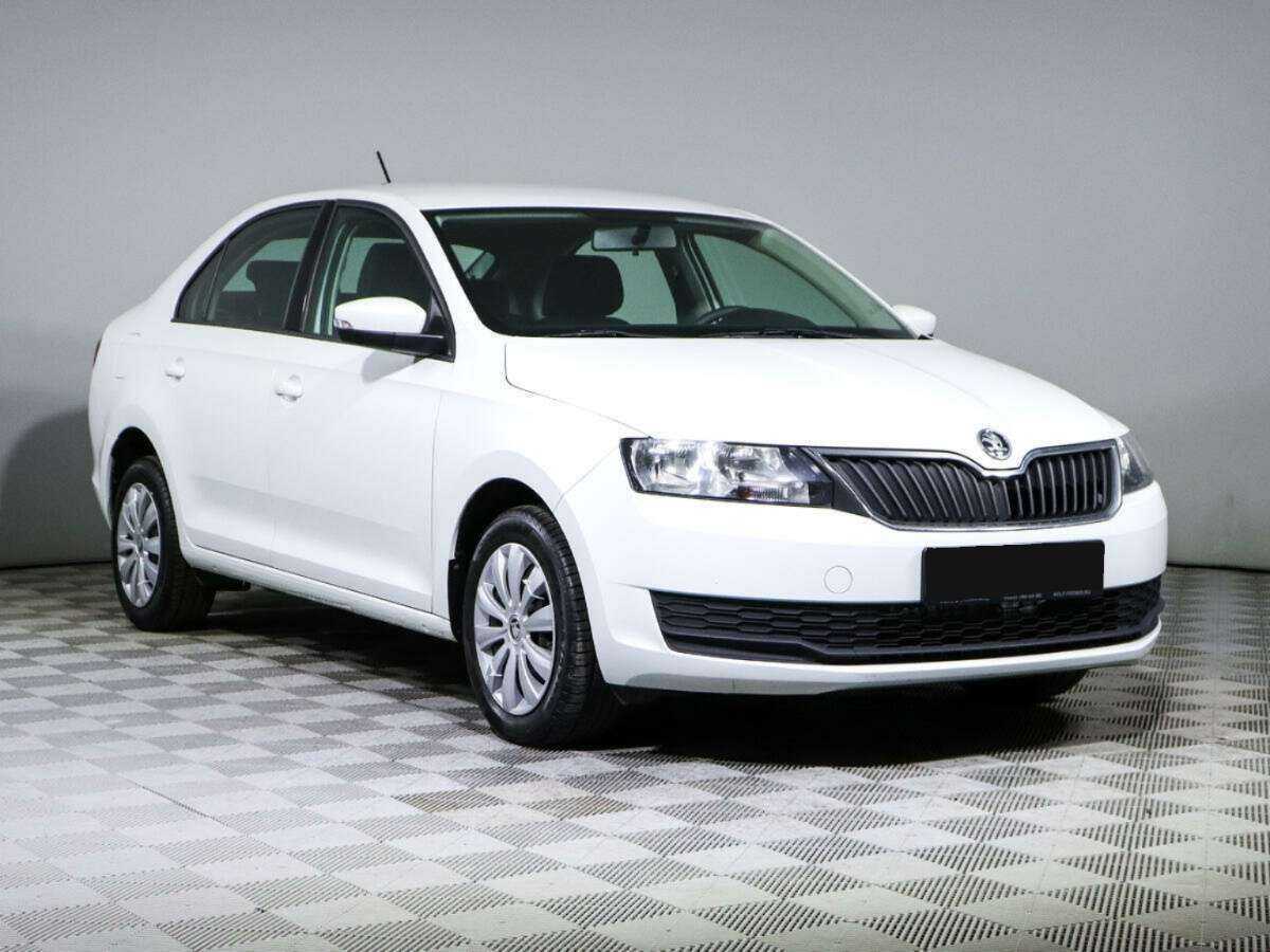 Skoda Rapid 2018 года с пробегом. Фото: #2