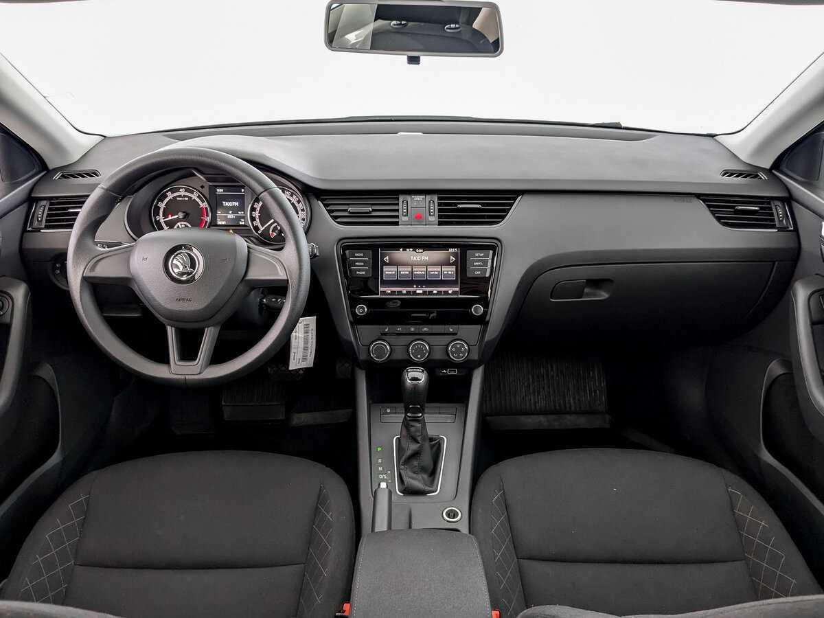 Skoda Octavia 2020 года с пробегом. Фото: #11