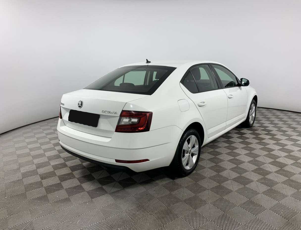 Skoda Octavia 2018 года с пробегом. Фото: #4