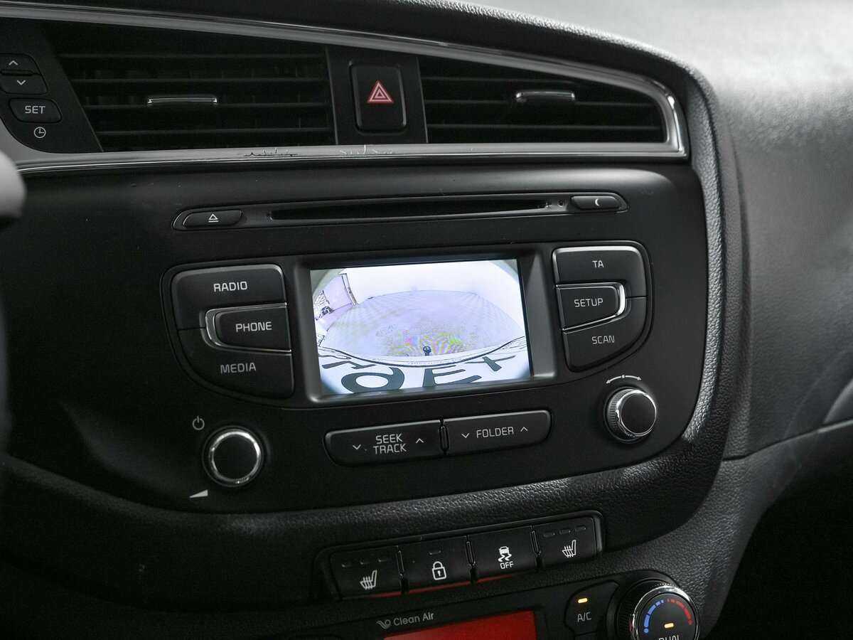 Kia Ceed 2017 года с пробегом. Фото: #10