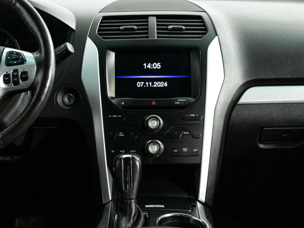 Ford Explorer 2015 года с пробегом. Фото: #13