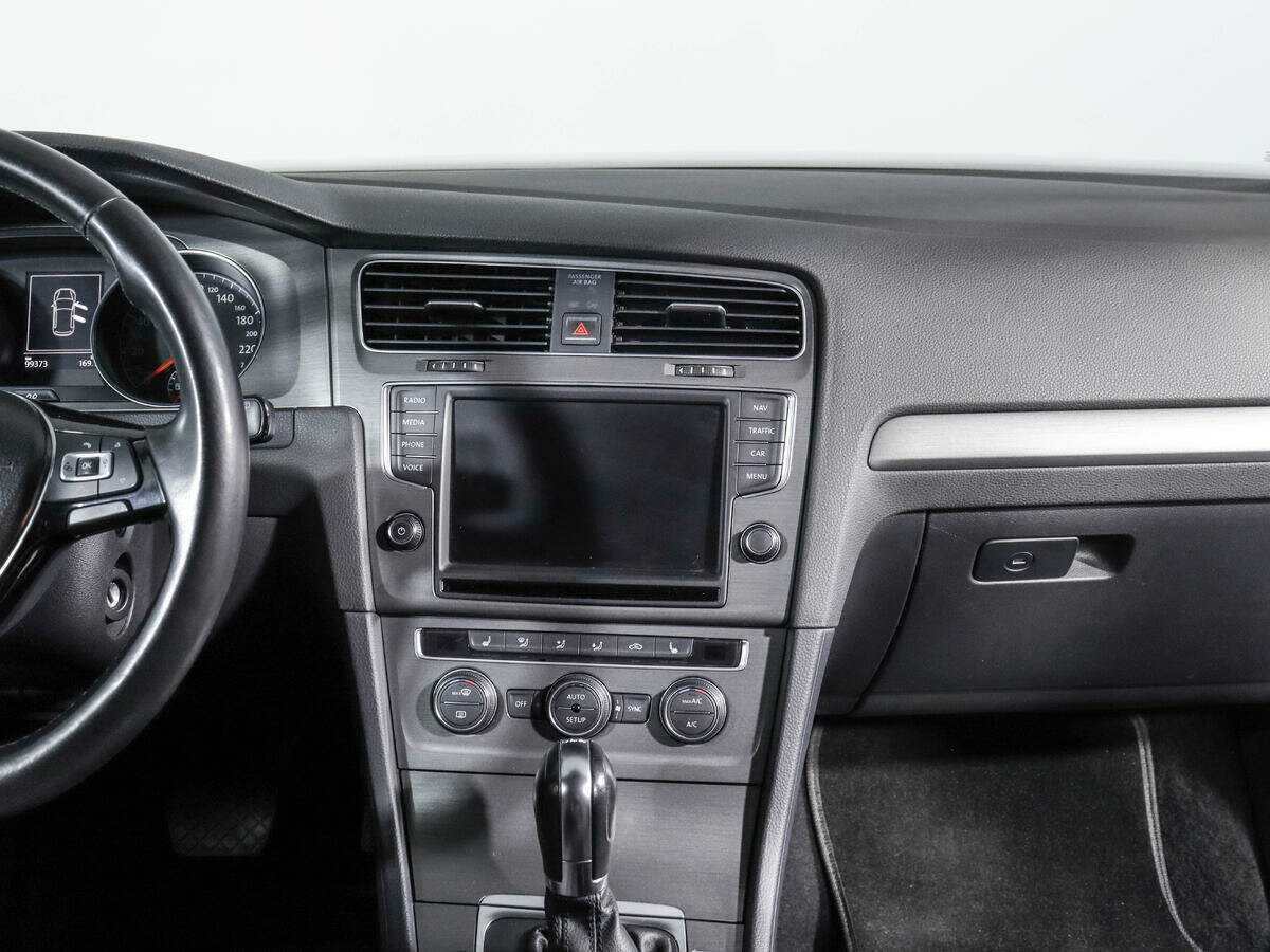 Volkswagen Golf 2013 года с пробегом. Фото: #10