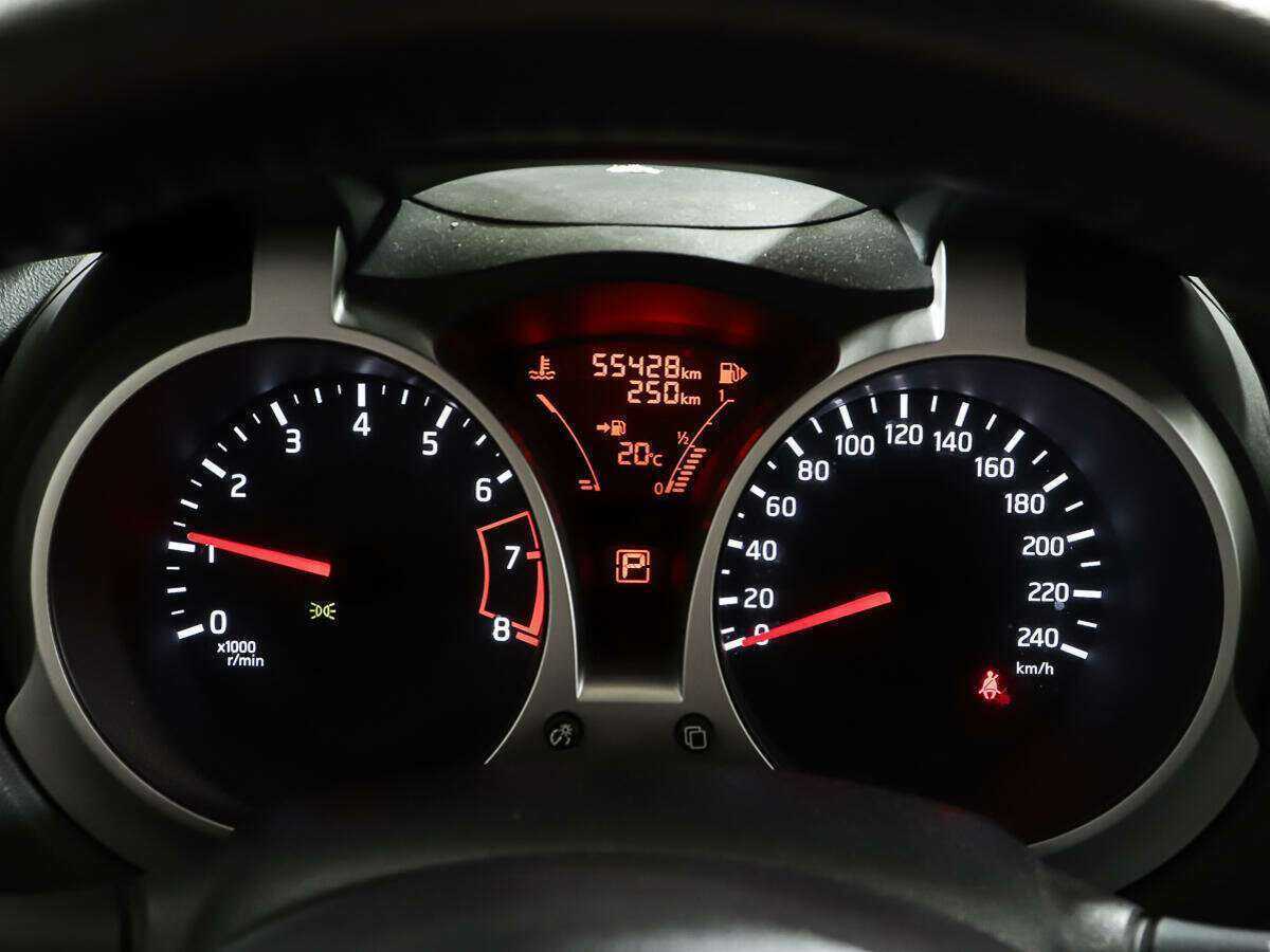 Nissan Juke 2014 года с пробегом. Фото: #13