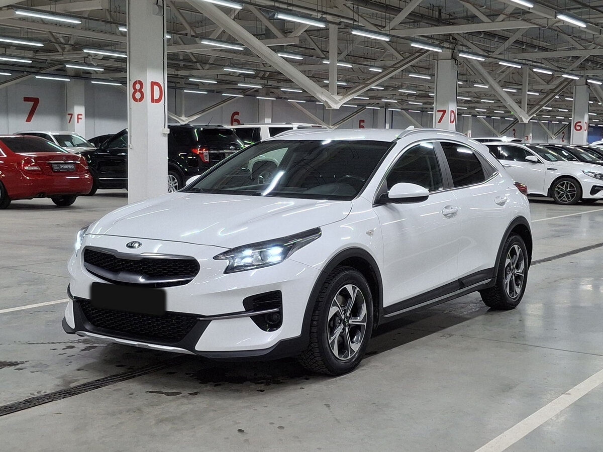 Kia XCeed 2020 года с пробегом. Посмотреть фото