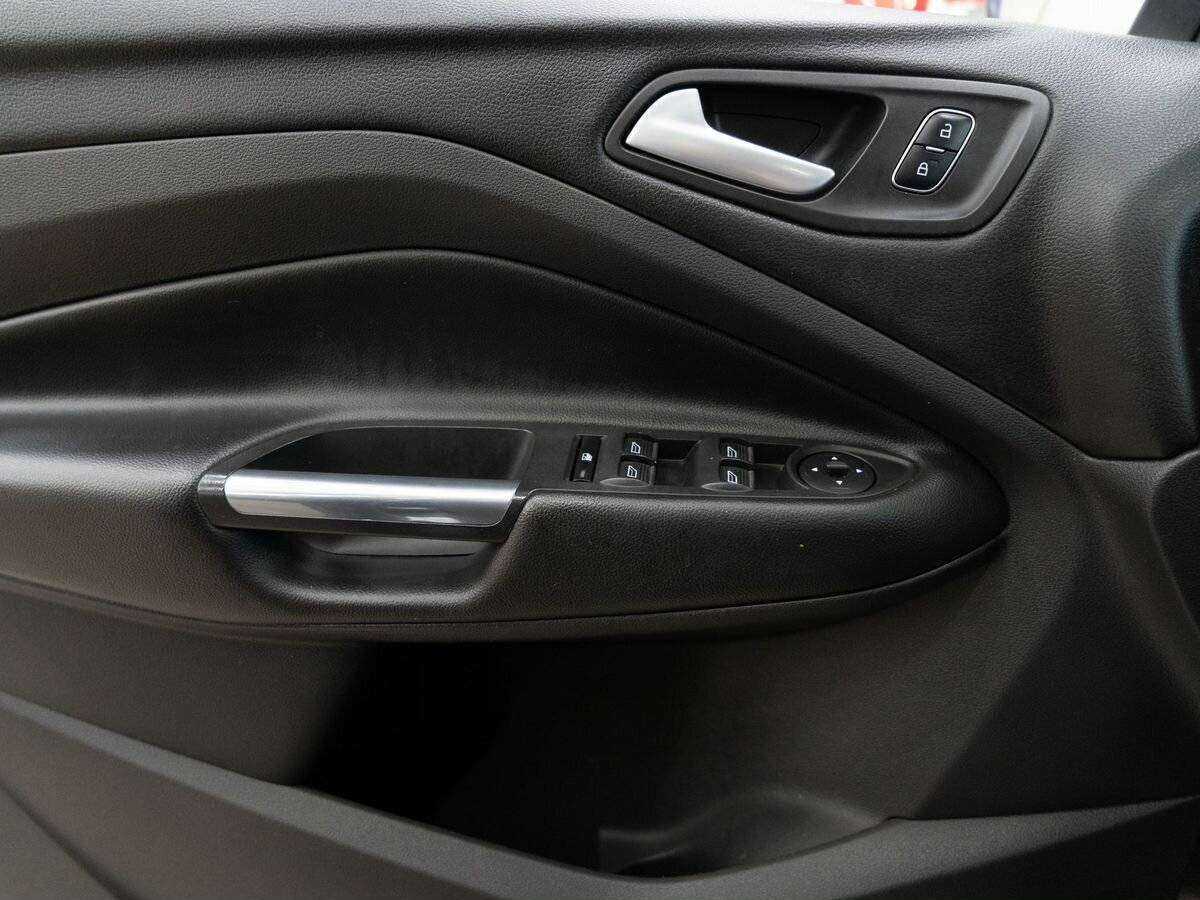 Ford Kuga 2017 года с пробегом. Фото: #14