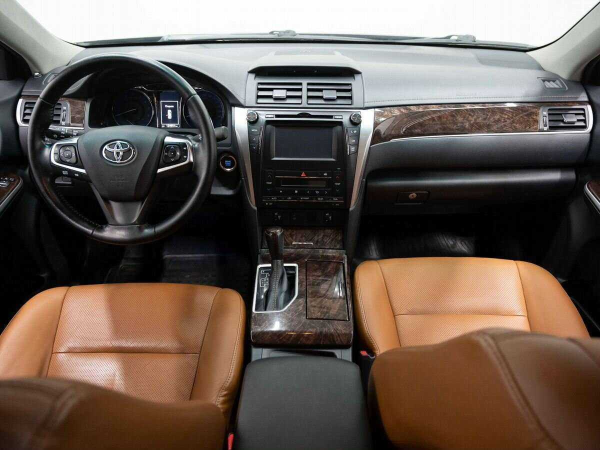 Toyota Camry 2015 года с пробегом. Фото: #12