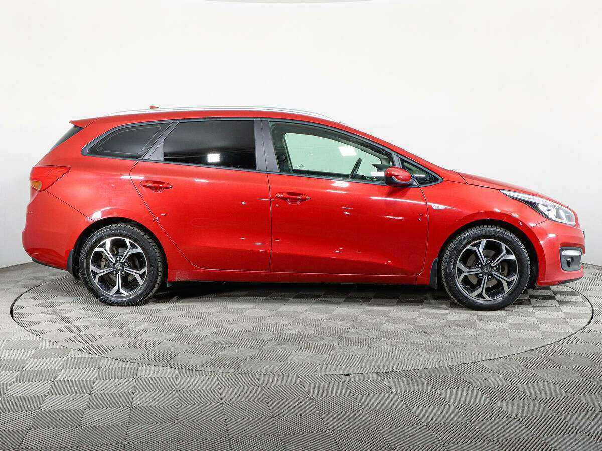 Kia Ceed 2018 года с пробегом. Фото: #3