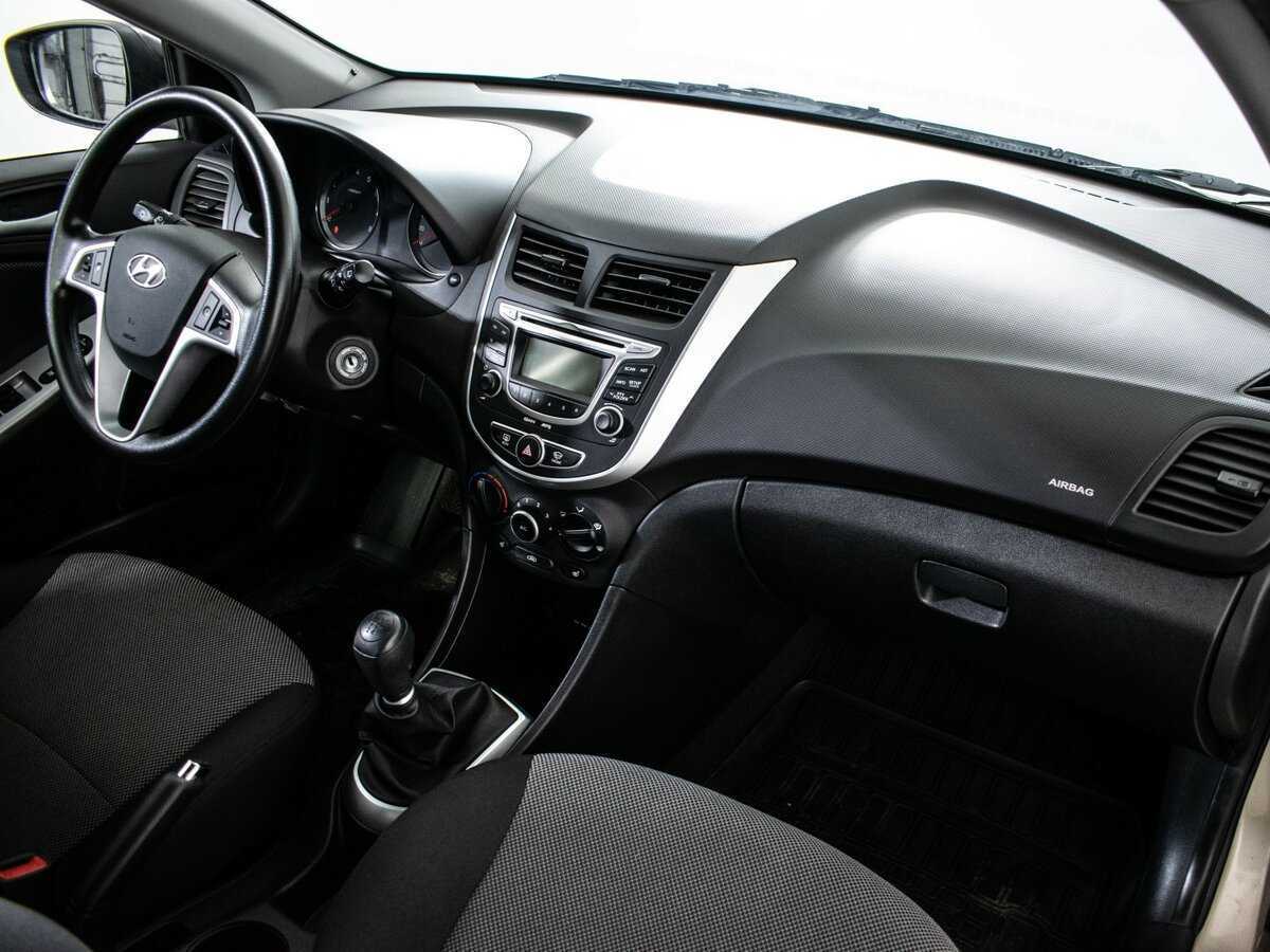 Hyundai Solaris 2013 года с пробегом. Фото: #6