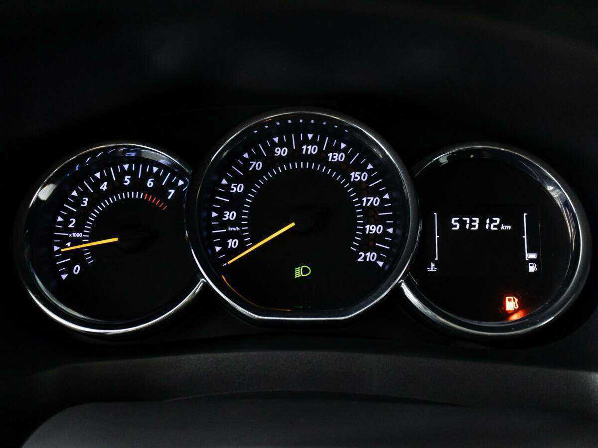 Renault Sandero 2018 года с пробегом. Фото: #11