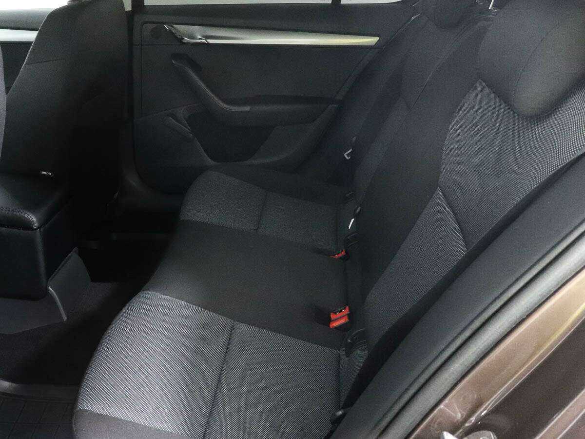 Skoda Octavia 2015 года с пробегом. Фото: #7