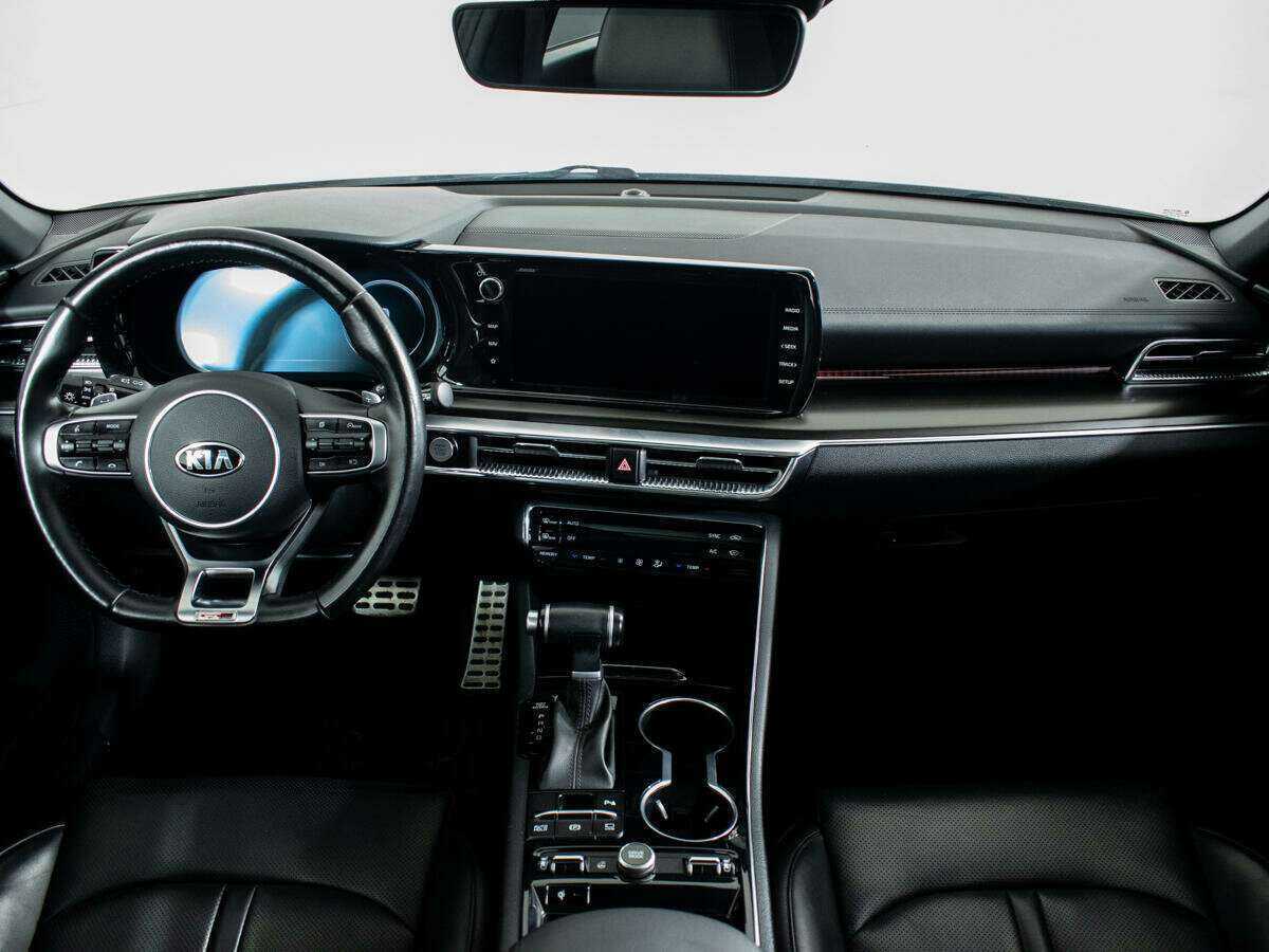 Kia K5 2021 года с пробегом. Фото: #6