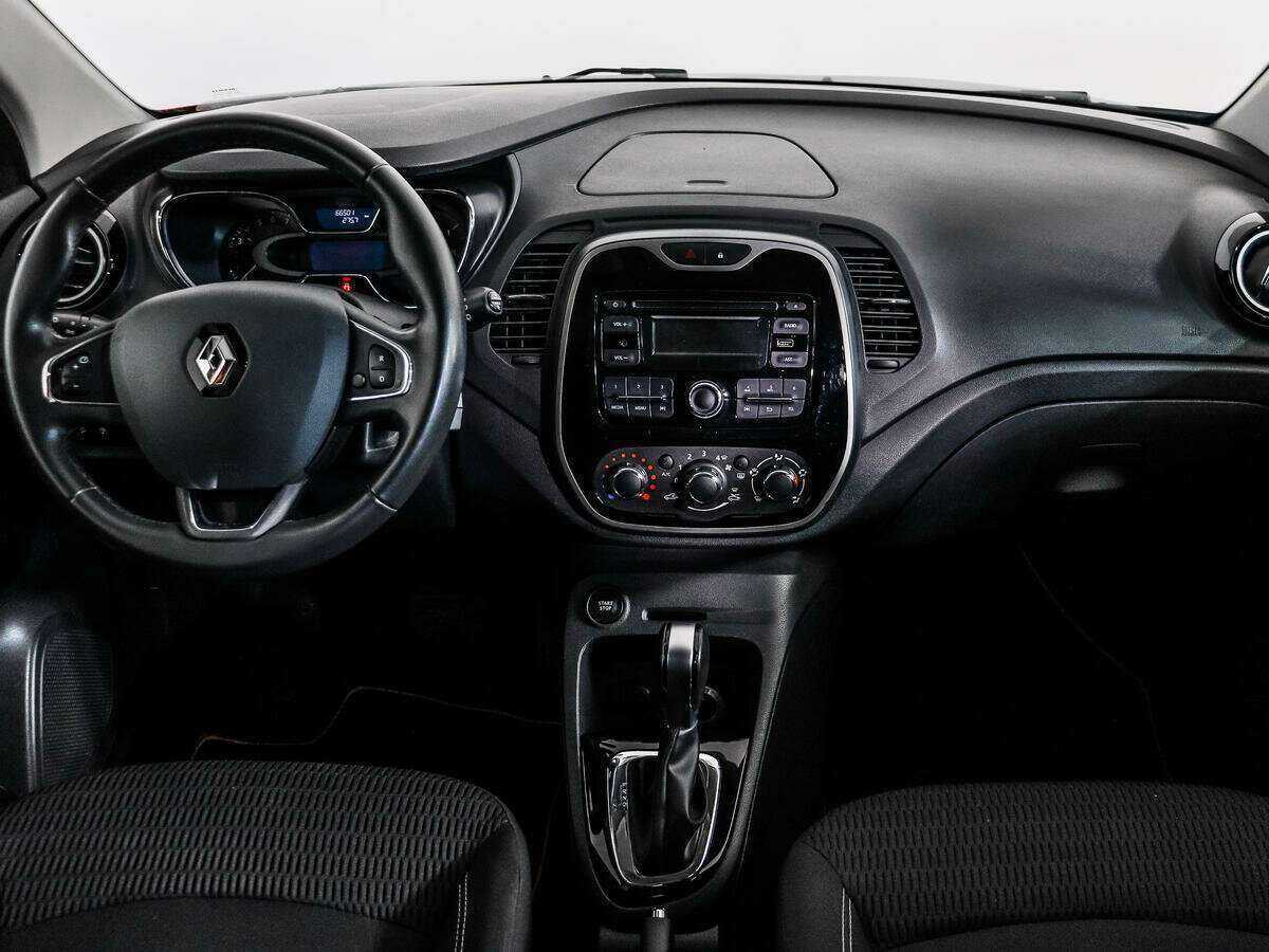Renault Kaptur 2016 года с пробегом. Фото: #10
