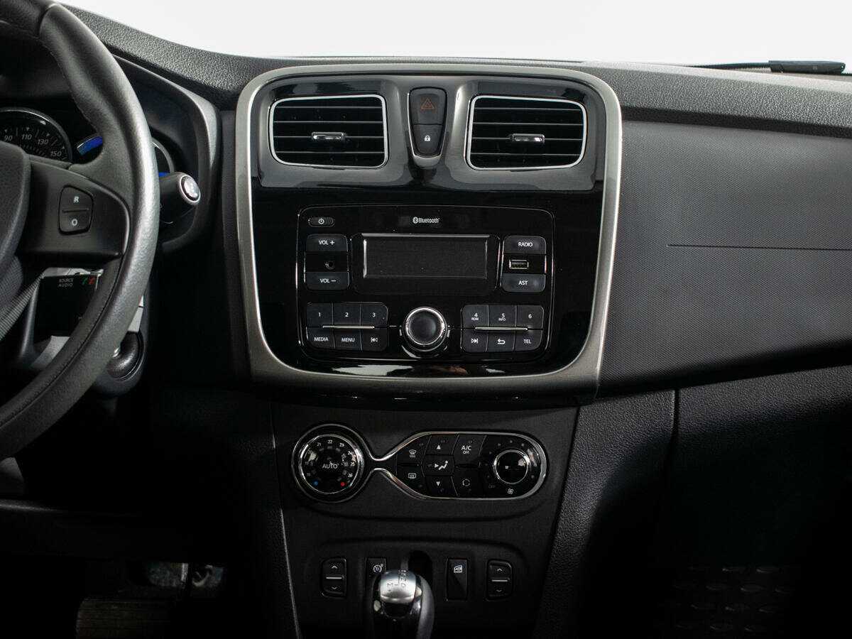 Renault Sandero 2017 года с пробегом. Фото: #10