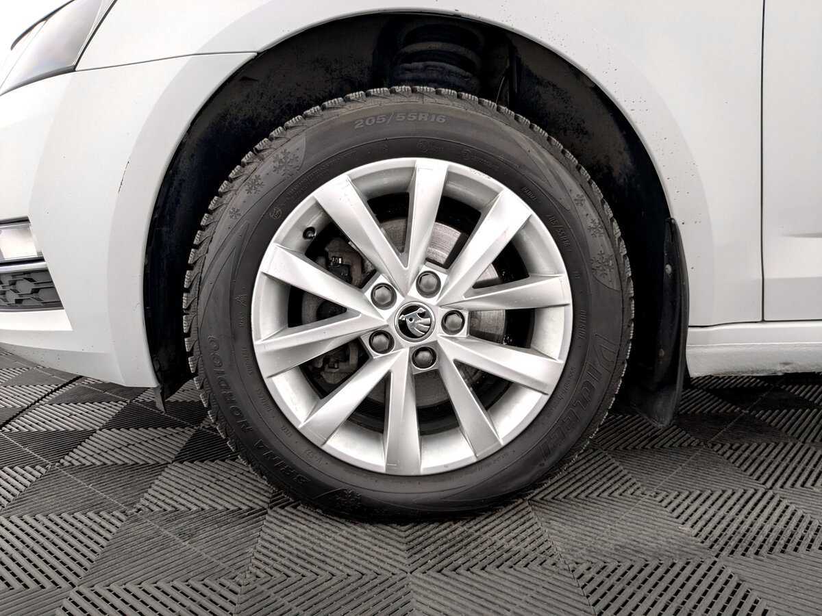 Skoda Octavia 2019 года с пробегом. Фото: #17