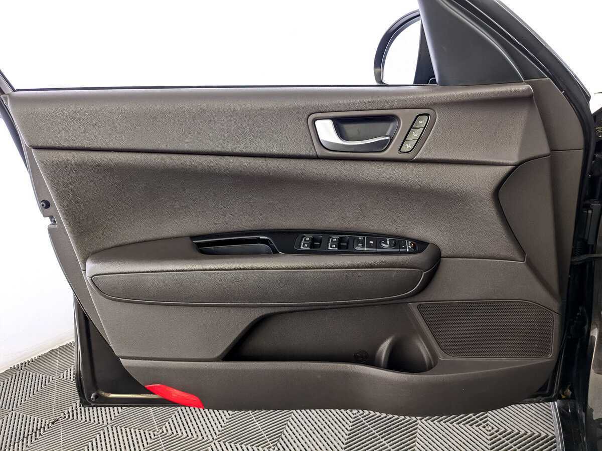 Kia Optima 2018 года с пробегом. Фото: #18