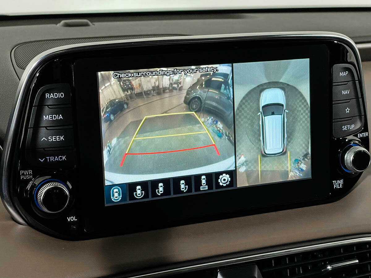 Hyundai Santa Fe 2018 года с пробегом. Фото: #18