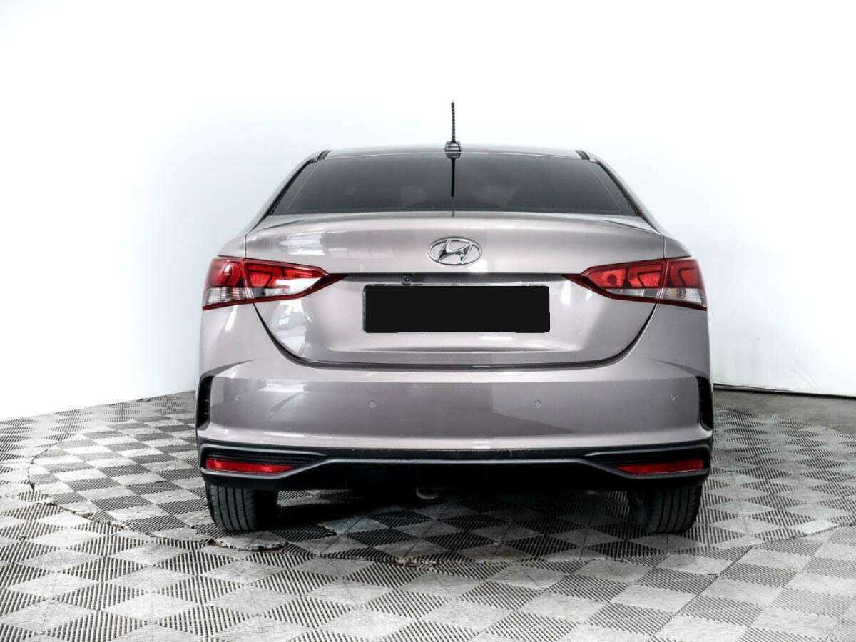Hyundai Solaris 2022 года с пробегом. Фото: #3