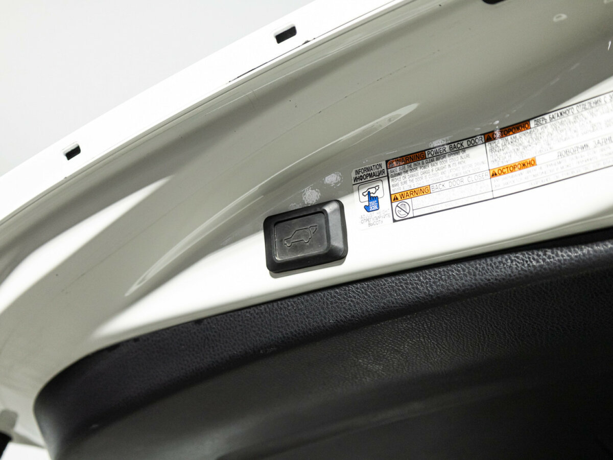 Toyota RAV4 2016 года с пробегом. Фото: #12