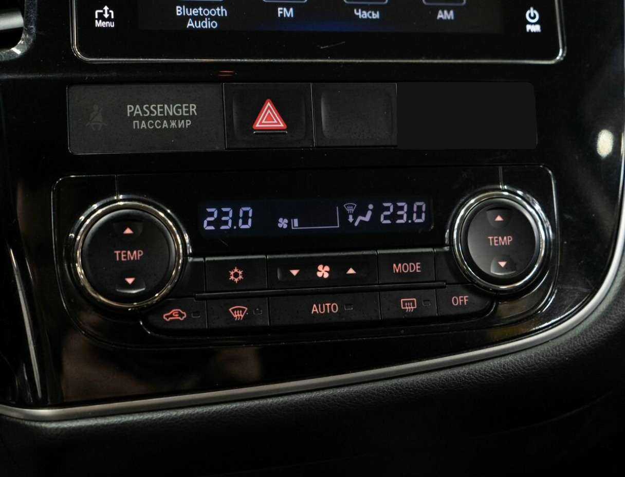 Mitsubishi Outlander 2017 года с пробегом. Фото: #10