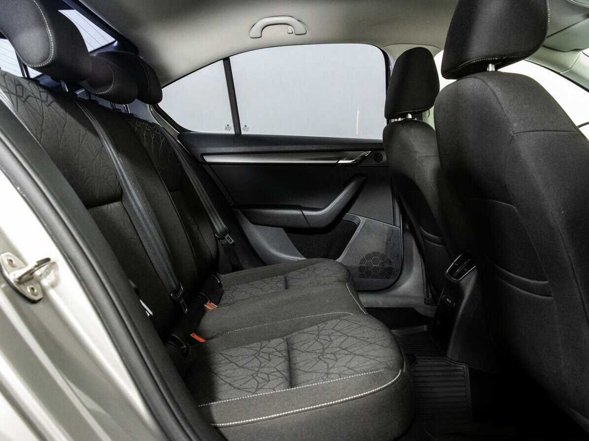 Skoda Octavia 2019 года с пробегом. Фото: #14