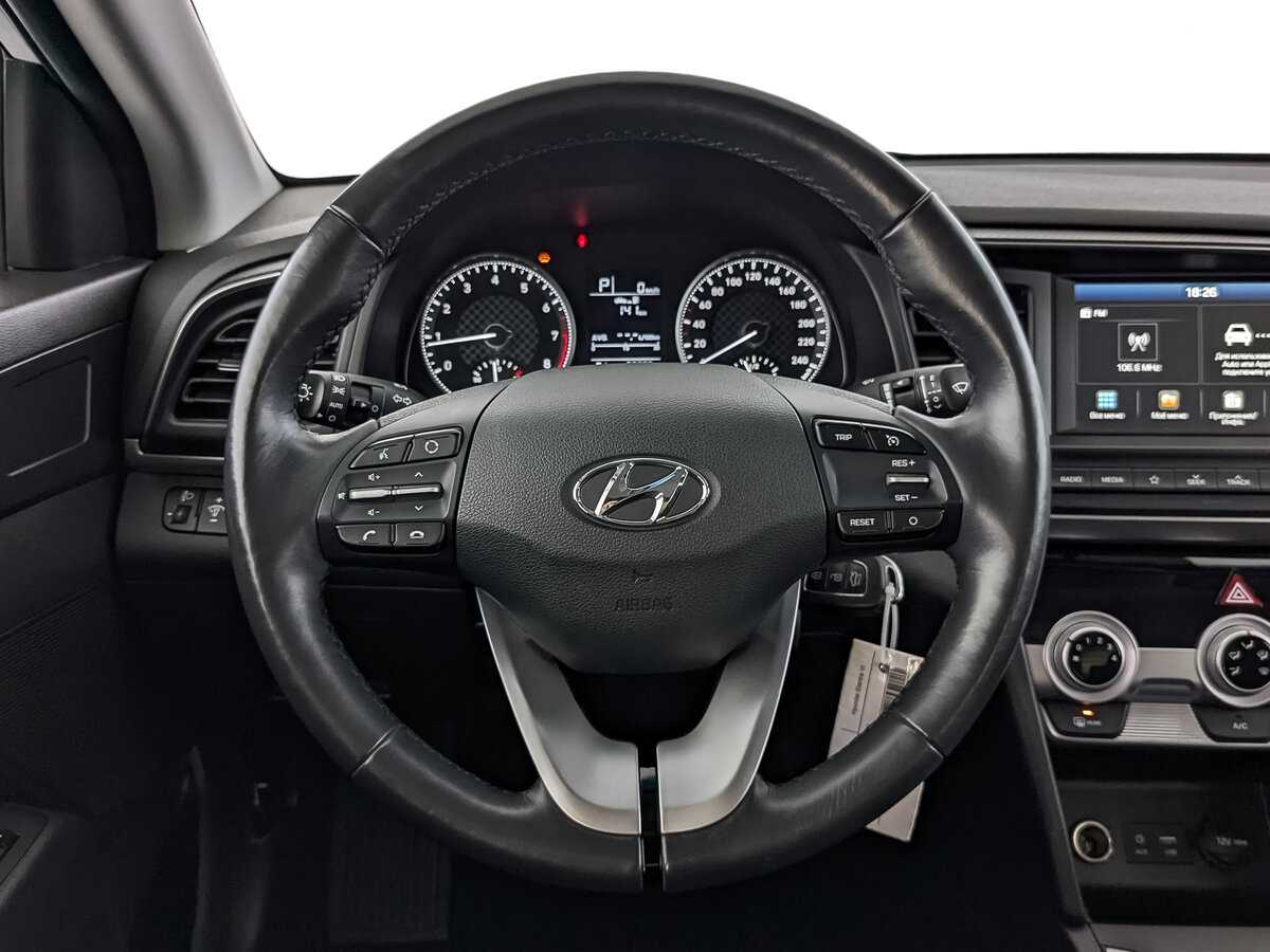 Hyundai Elantra 2019 года с пробегом. Фото: #21