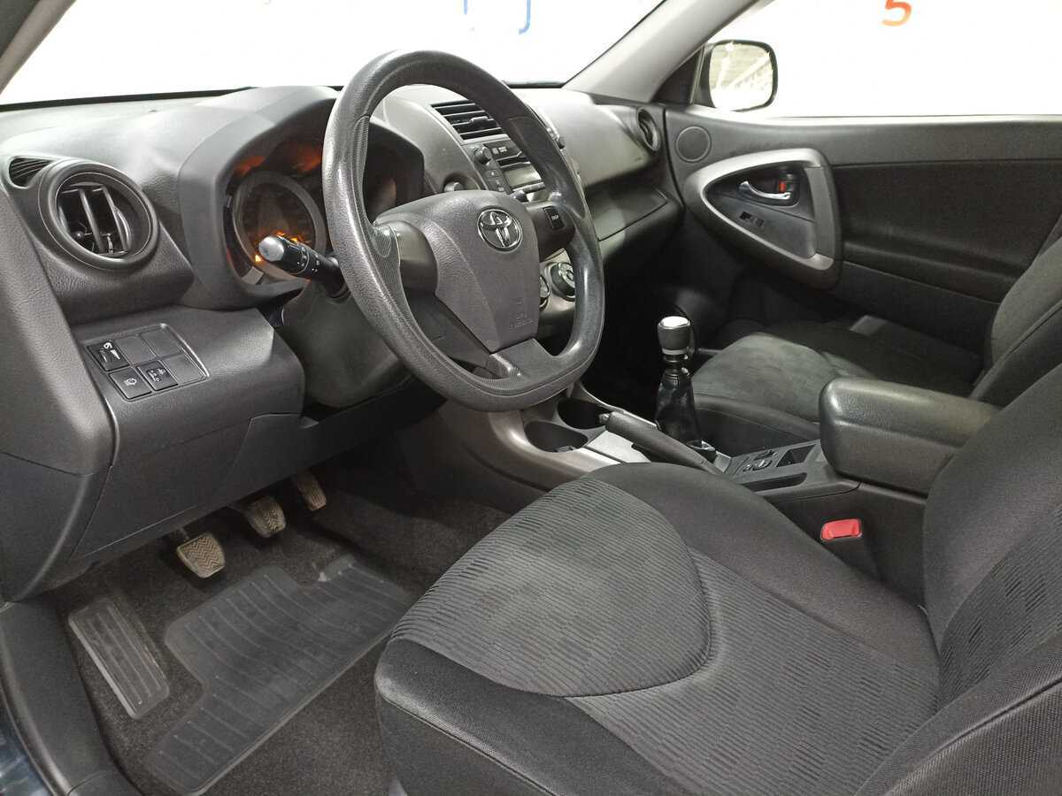 Toyota RAV4 2012 года с пробегом. Фото: #15