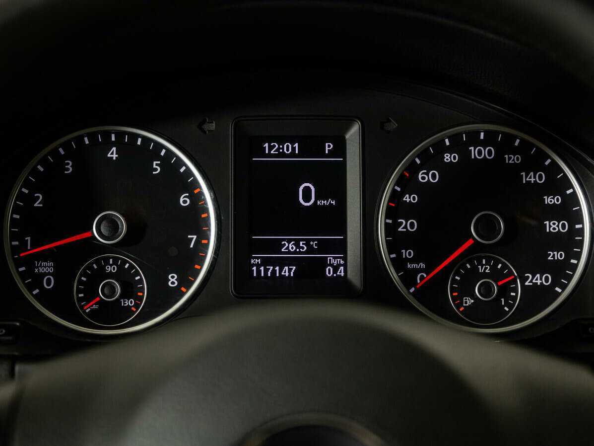 Volkswagen Tiguan 2015 года с пробегом. Фото: #9