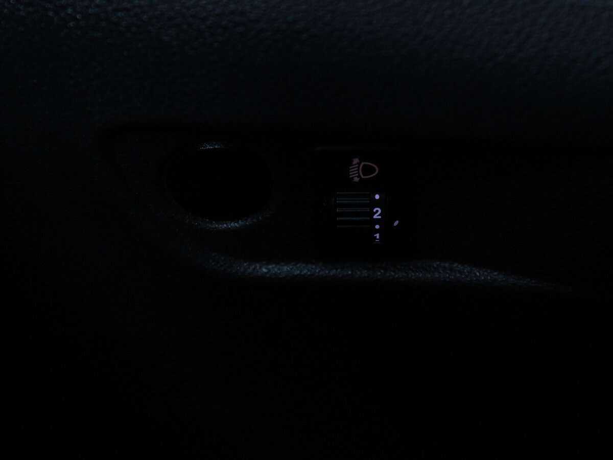 Lada (ВАЗ) Vesta 2018 года с пробегом. Фото: #14