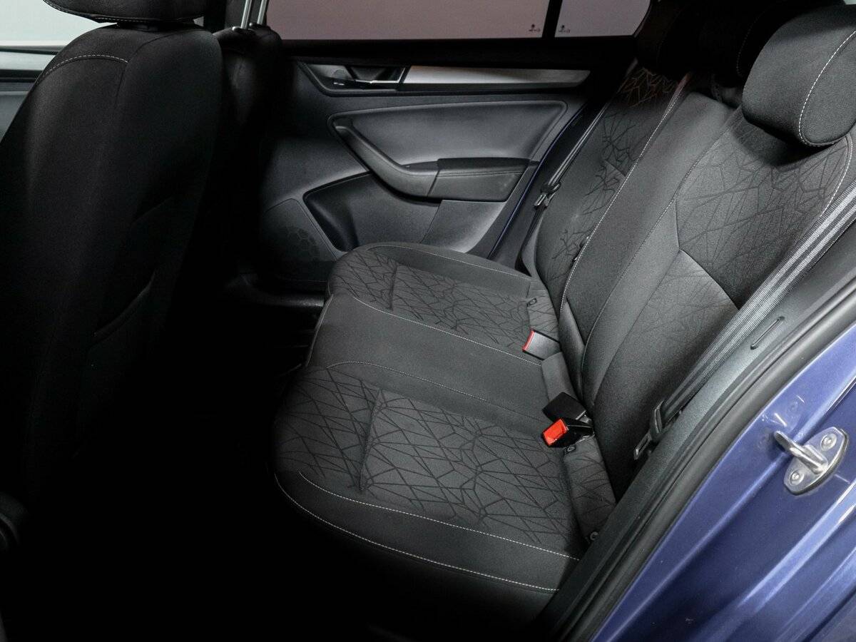 Skoda Rapid 2018 года с пробегом. Фото: #9