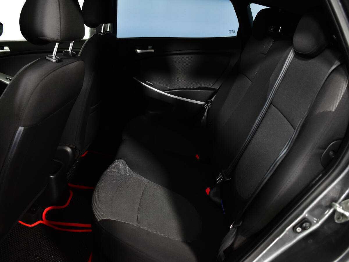 Hyundai Solaris 2012 года с пробегом. Фото: #9