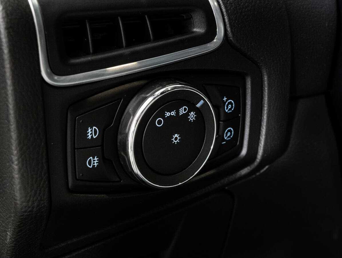 Ford Focus 2012 года с пробегом. Фото: #12