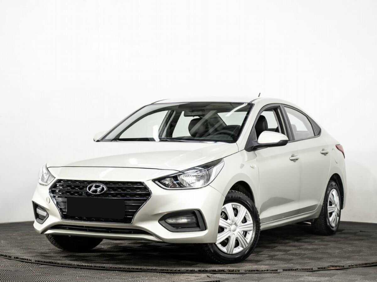 Hyundai Solaris 2018 года с пробегом. Посмотреть фото