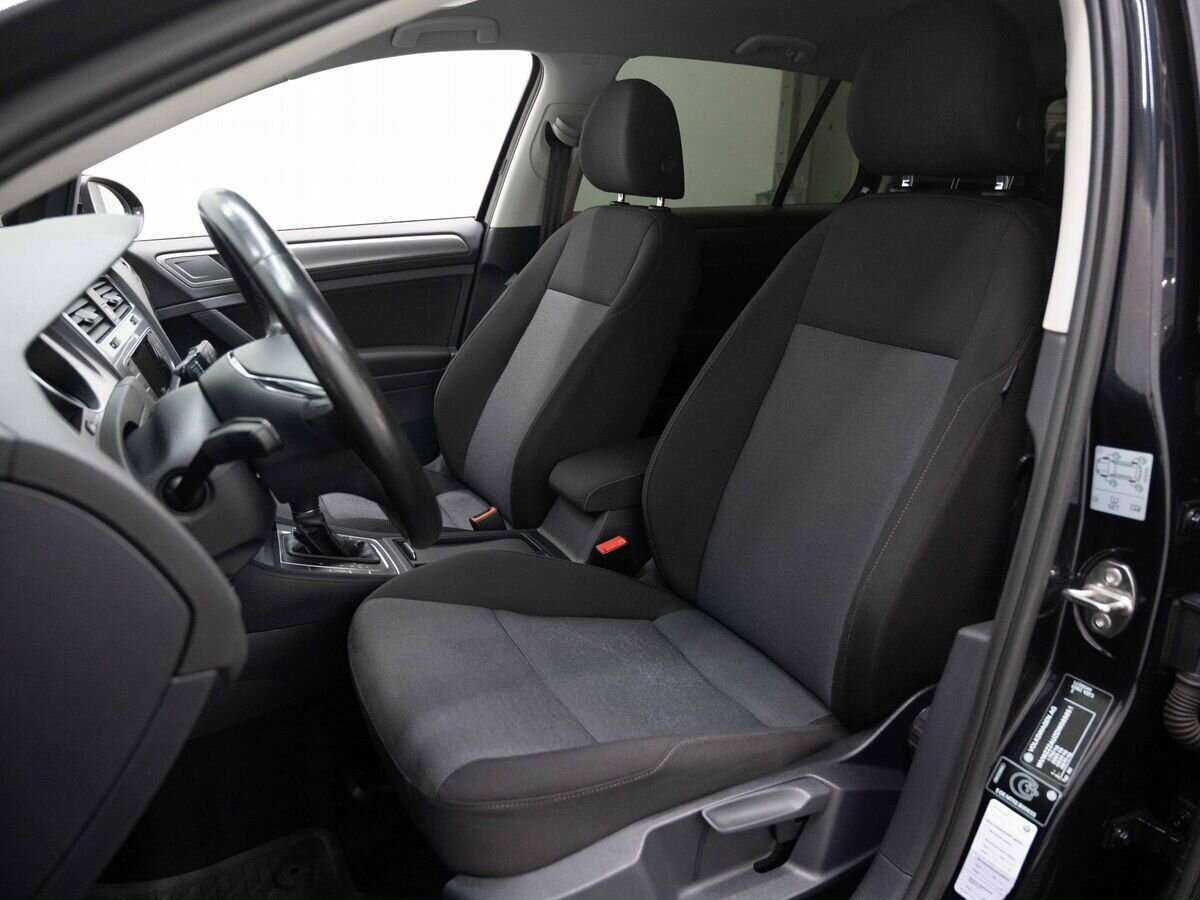 Volkswagen Golf 2013 года с пробегом. Фото: #9