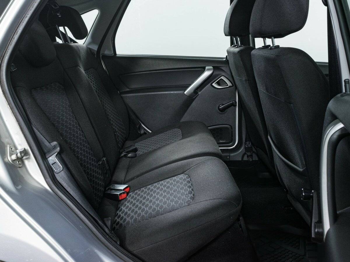 Lada (ВАЗ) Granta 2020 года с пробегом. Фото: #11