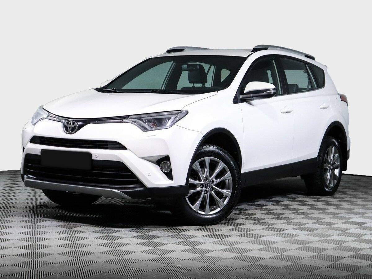 Toyota RAV4 2017 года с пробегом. Посмотреть фото