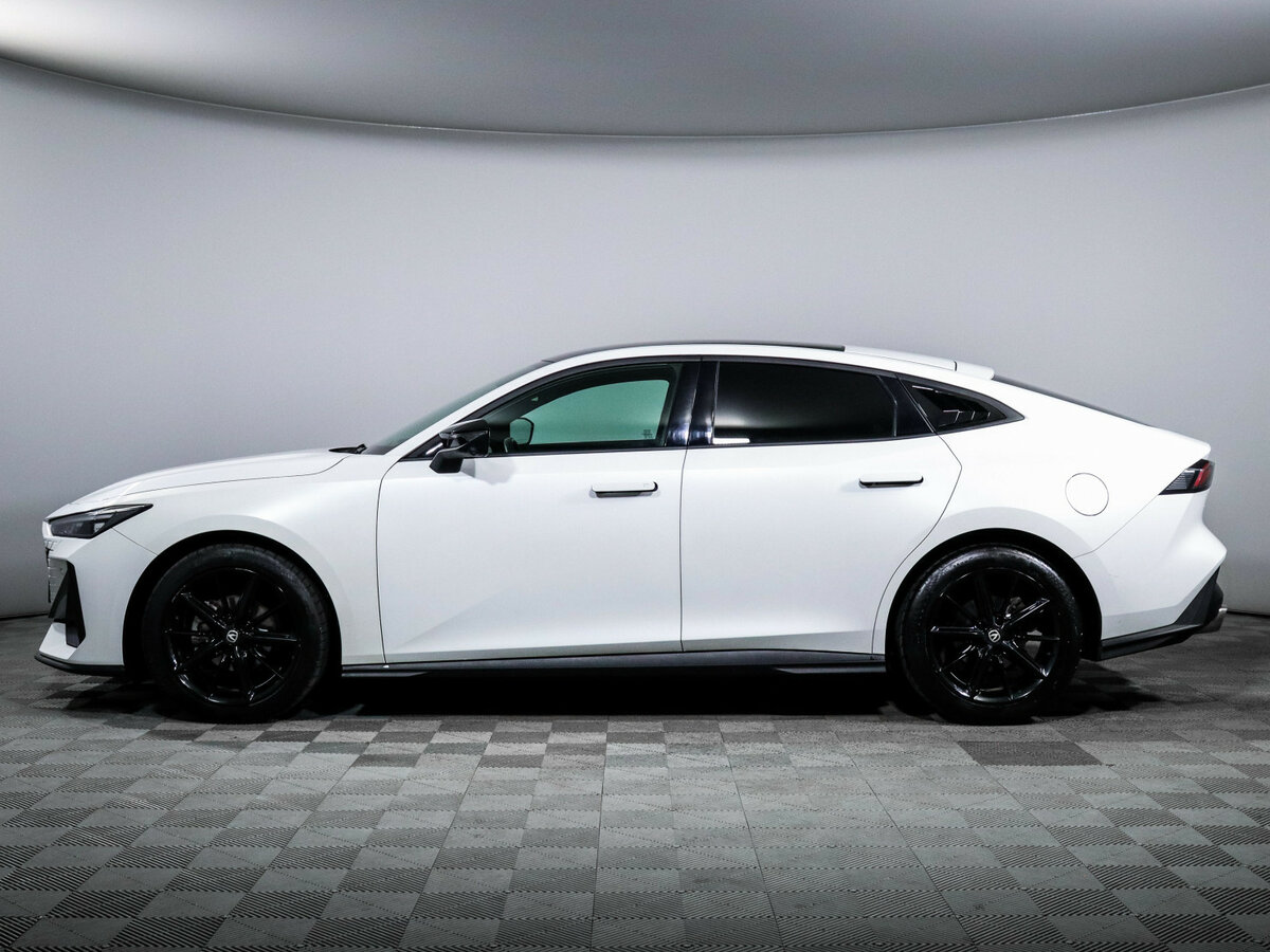 Changan UNI-V 2022 года с пробегом. Фото: #7