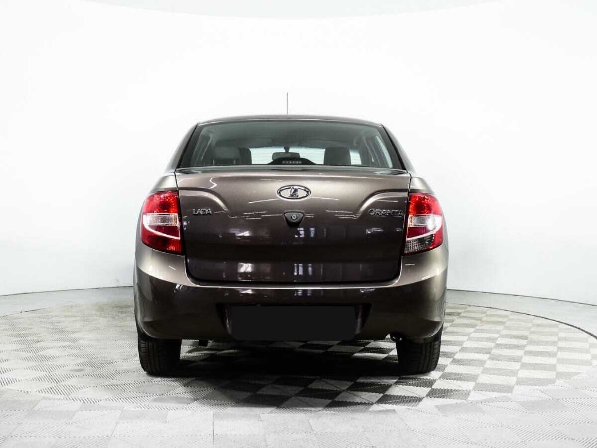 Lada (ВАЗ) Granta 2018 года с пробегом. Фото: #4